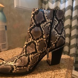 Sam Edelman snake print